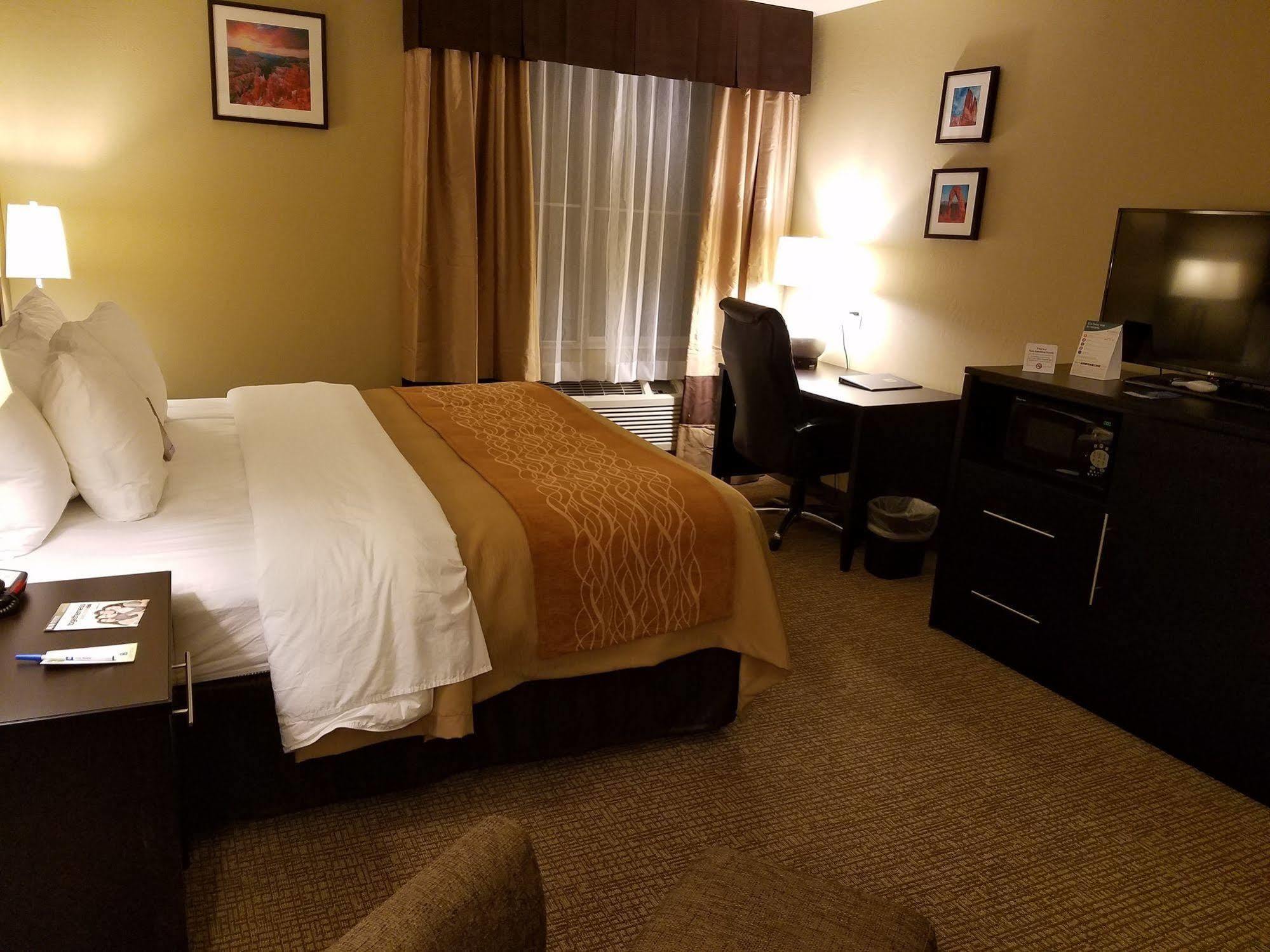 Comfort Inn & Suites Vernal - National Monument Area Exteriér fotografie